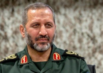 فەرماندەی هێزی ئاسمانیی ئێران: پەنجەمان لەسەر پەلەپیتکەی چەکەکانمانە