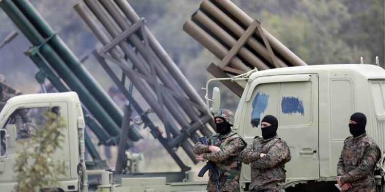 بەپێچەوانەی قسەکانی ترەمپ؛ ئێران هێشتا توانایەکی سەربازیی گەورەی ماوە