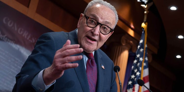 دیموکراتەکان هەوڵی سنووردارکردنی دەسەڵاتەکانی ترەمپ دەدەن