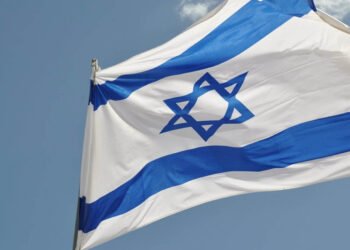 ئیسرائیل هەڕەشەی دەستپێکردنەوەی جەنگ دەکات