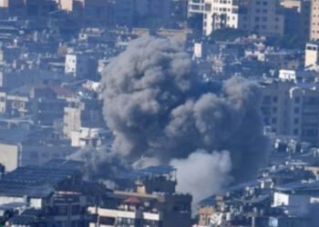 ئیسرائیل بنکەکانی حزبوڵڵای لە باشووری لوبنان بۆردومان کرد