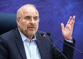 پەرلەمانی ئێران دوورخستنەوەی قالیباف لە تیمی دانوستانکار رەتدەکاتەوە