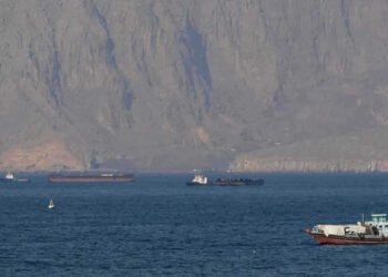 ئیسرائیل فشار لە واشنتن دەکات گەمارۆی سەر گەرووی هورمز لانەبات