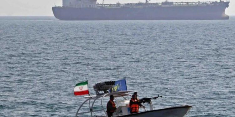 سوپای پاسداران دەستبەسەرداگرتنی کەشتییەکی ئەمریکای راگەیاند