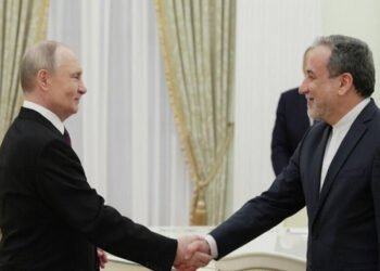 عێراقچی لە رووسیاوە واشنتن بە پەکخستنی دانوستانەکان تۆمەتبار دەکات