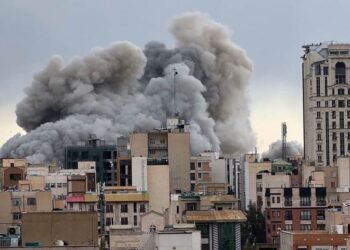 سوپای ئیسرائیل: بە 16000 جۆر تەقەمەنی لە ئێران…