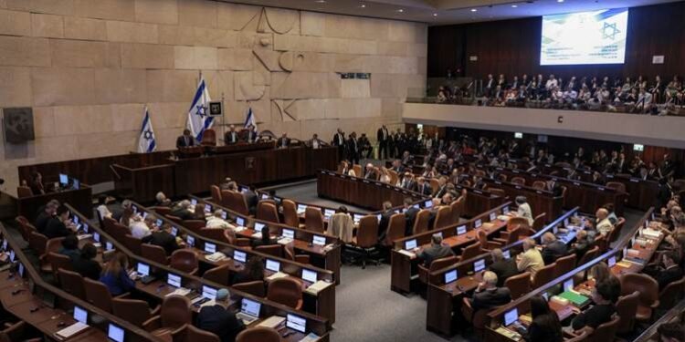 تاران هۆشداری دەدات: بڕیارەکەی ئیسرائیل بۆ کوشتنی…