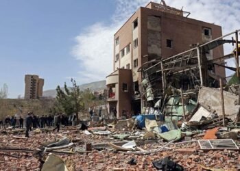 تەندروستیی ئێران: لەم جەنگەدا 4700 ژن و 1970…