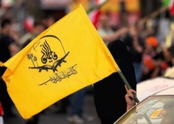 فەیلەقی فاتمیون لە تاران نمایشی هێزیان کرد