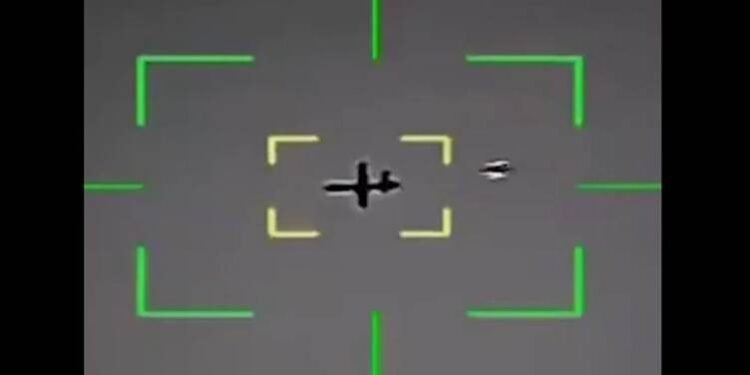 سوپای پاسدارانی ئێران: درۆنێکمان لە ئاسمانی…