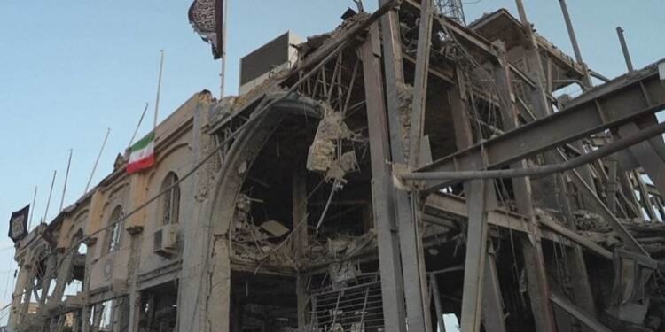 حوسەینییەی زەنجان بۆردوومان کرا؛ دوو کەس کوژران و…