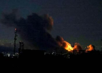 وەزیری کولتووری ئێران رەخنە لە ‘بێدەنگی کۆمەڵگەی…