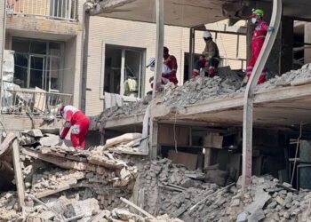 ئێران قەرەبووی زیانلێکەوتووانی شەڕ بە 9 ملیۆن…