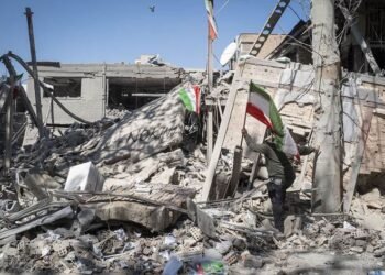 بەرپرسێکی ئێران: مافەکانمان نەدەن، دەبێت کۆتایی…