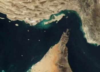 راپۆرتێک: تاران پێشنیازی کردنەوەی تەنگەی هورمزی…