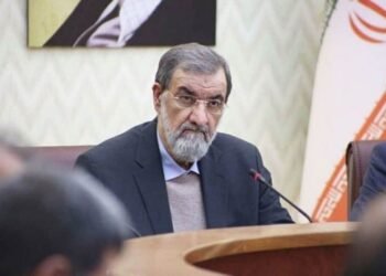 راوێژکارێکی خامنەیی: کەشتییەکانی ئەمریکا نوقم…