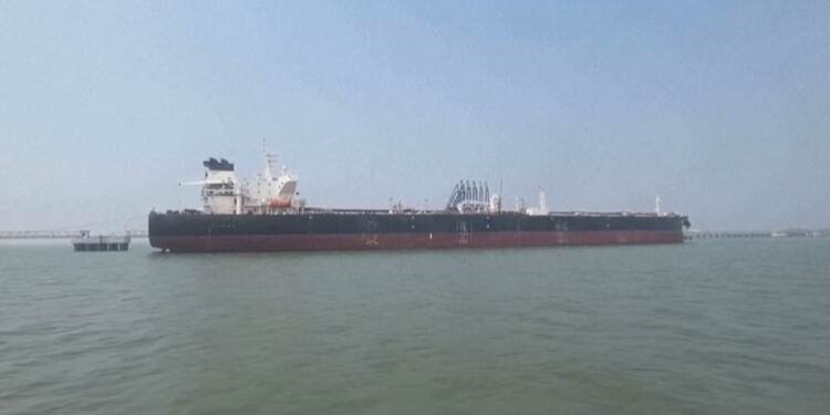 تەنگەی هورمز؛ گرێکوێرەیەک کە ململانێی ئێران و…