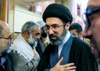 بەرپرسێکی ئێران: موجتەبا خامنەیی تەندروستی جێگیرە