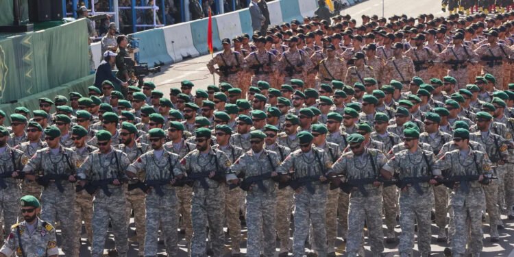 ئەمریکا سزای نوێ دەسەپێنێتە سەر تۆڕێکی دابینکردنی درۆن بۆ ئێران