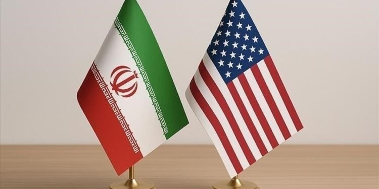 ئەمریکا رازیبووە بە شێوەییەکی کاتی سزاکانی سەر نەوتی ئێران سڕ بکات