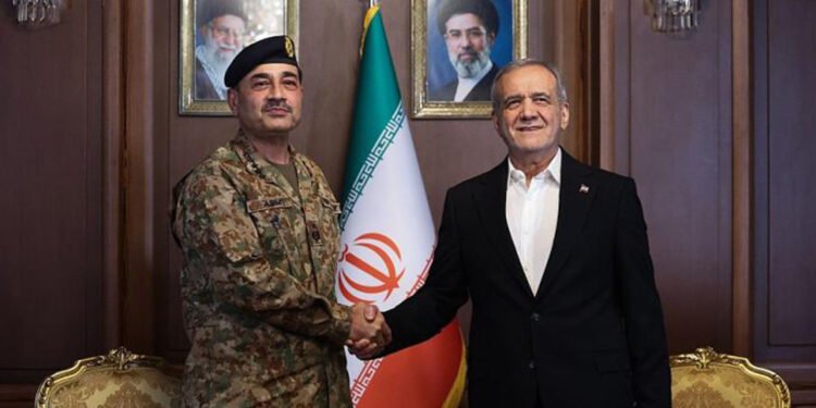 سوپا سالاری پاکستان بۆ نێوەندگیری دەچێتە ئێران