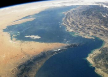 قەتەر داوای کردنەوەی گەرووی هورمز و لادانی مینە دەریاییەکان دەکات