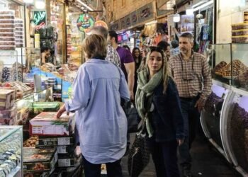 دوای جەنگ گرانی باڵی بەسەر بازاڕی ئێران و…
