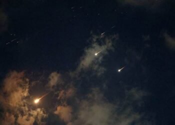 قەرارگەی خاتەمولئەنبیای ئێران بۆ ئەمریکا: دەستمان…