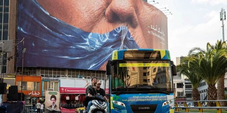 ئەمریکا و ئێران لە رێککەوتن نزیکن؛ ‘دەبێت تاران…